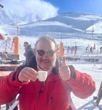 Skiing in the Alpes2